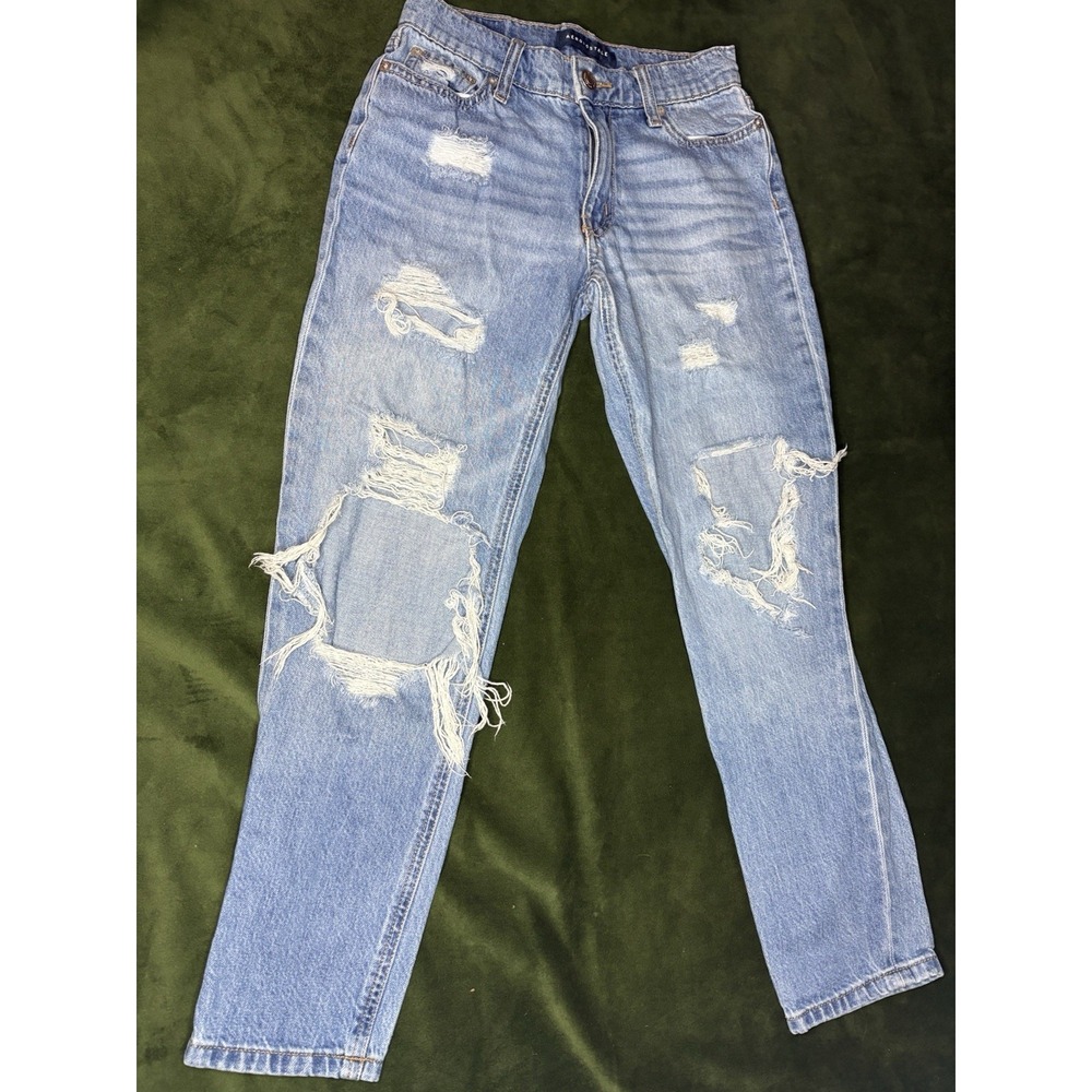 Aeropostale Women's Mom Jeans Size 00 Distressed Light Wash High Rise Denim